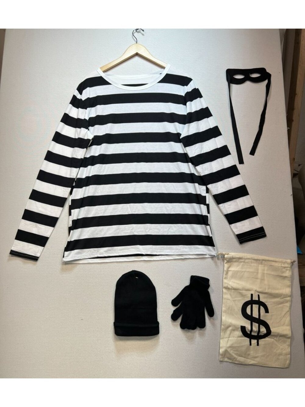 Burglar Morph Robber Costume Set Size XXL Halloween Seasonal Bandit Cosplay